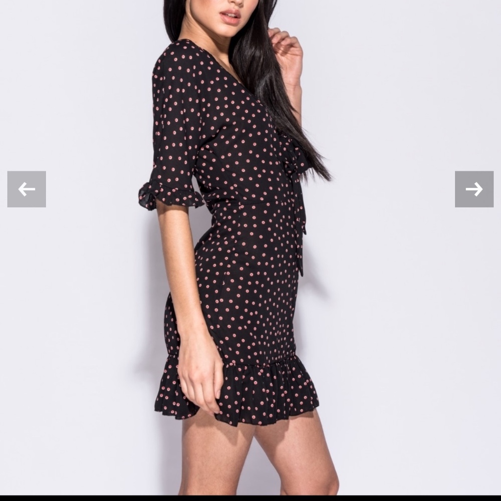 👗 New Polka Dot Ruffle Dress👗 - Picture 4 of 6